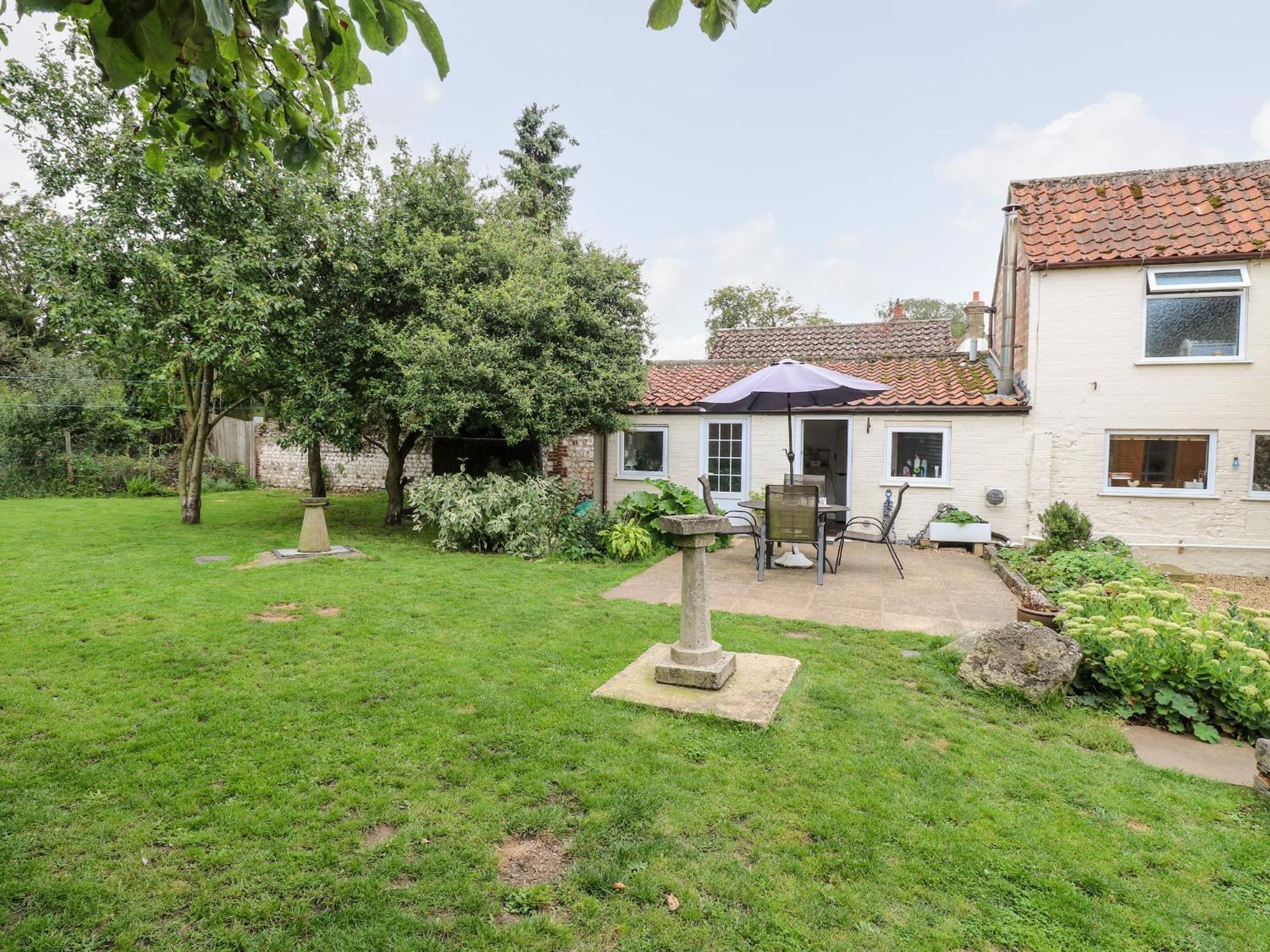 Garden House Villa Thetford Exterior photo